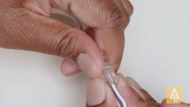 LED Strip Light wire-to-tape light connectors смотреть онлайн