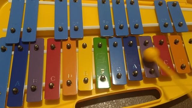 Игра на металлофоне (ксилофоне) Щедрівка. How to play on hylophone смотреть онлайн