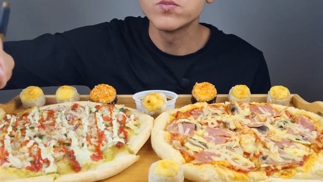 EATING PIZZA?SUSHI? ROLLS WOK? MUKBANG (ASMR) ИТИНГ ПИЦЦА СУШИ РОЛЛЫ ВОК МУКБАНГ (АСМР) смотреть онлайн
