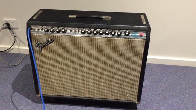 Cranked 1975 Fender Silverface Twin Reverb смотреть онлайн