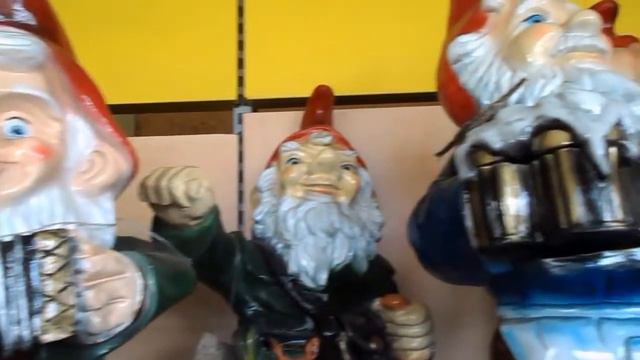 Ukraine. A sculpture of a garden, the price. Садовые фигуры,цены,ландшафт. смотреть онлайн