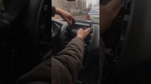 Предохранитель на двухдиновую магнитолу Лада Калина 2 (2013 год)