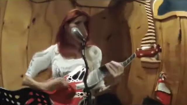 Marie Mienhart @ Jersey Java.avi смотреть онлайн