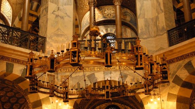 Aix-la-Chapelle (Aachen) - Sur les traces de Charlemagne смотреть онлайн