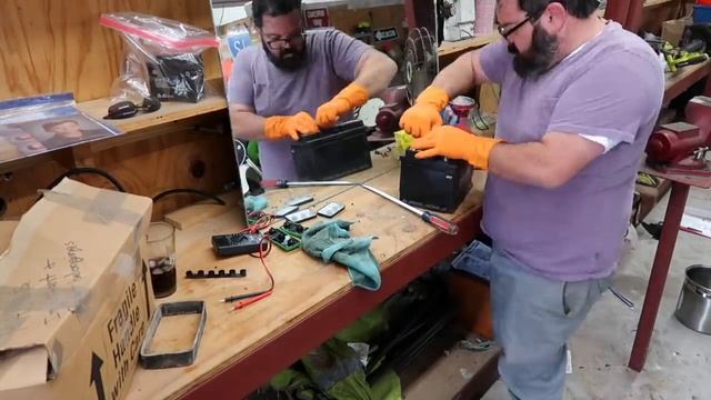 Reconditioning a 12 Volt Car Battery: 100% Success смотреть онлайн