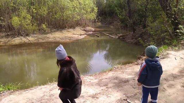 Прогулка к реке, дача! Такая интересная Варвара смотреть онлайн