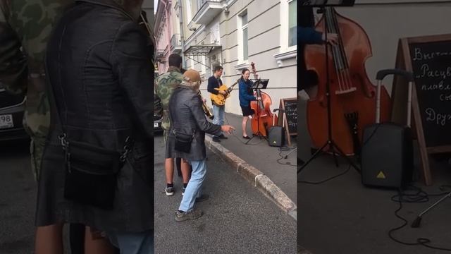 М.Ш.Лоов - Засыхает плавленый сырок (выставка В.Г.Петрова на (!) сыроварне. 55 лет сырку "Дружба") смотреть онлайн