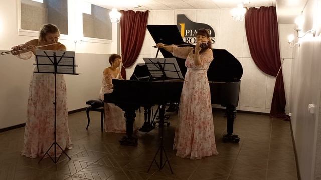 4 Ноктюрн Ц.Кюи из цикла 5 пьес для трио. 4 Nocturne Cesar Cui from 5 pieces for TRIO смотреть онлайн
