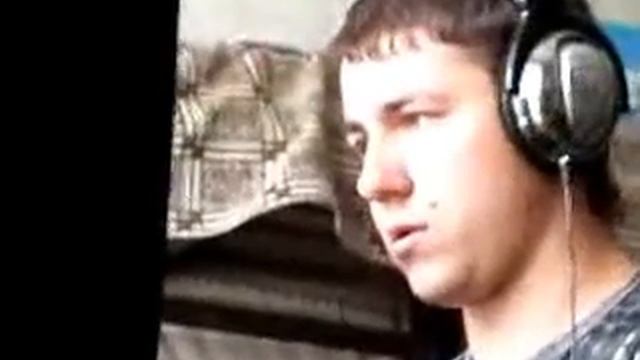 мой одногрупник шпилит в контр страйк смотреть онлайн