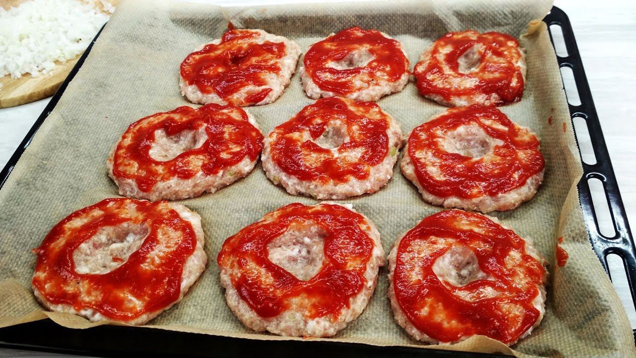 Вместо обычных котлет Рецепт с фаршем в духовке для гарниров и гамбургеров смотреть онлайн