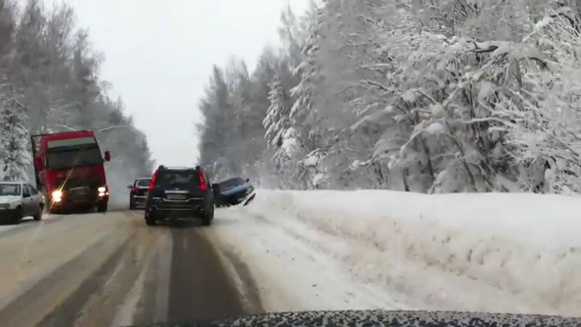 Грузовик сошел с ума смотреть онлайн