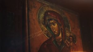 Поёт Валерий Сёмин. _Тропинка к Богу_ .