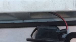 замена лампочек освещения заднего номера Ниссан Кашкай 2013г.в.