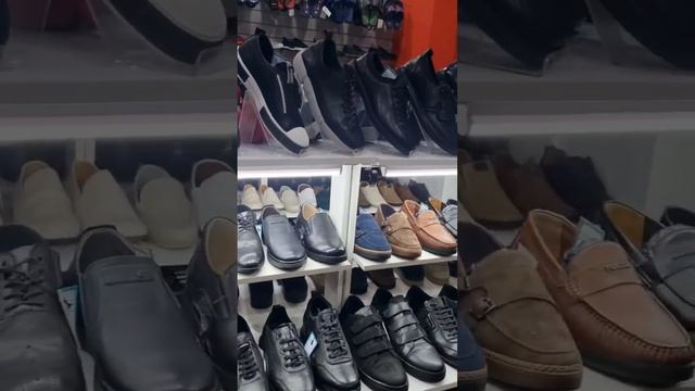 Распродажа мужской обуви #shorts #лазаревское #натуральнаякожа #сочи #обувноймагазин #туфли смотреть онлайн