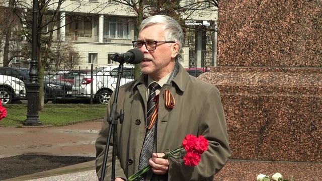 День Радио смотреть онлайн