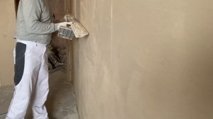 супер инструмент, для снятия бугров на штукатурке.