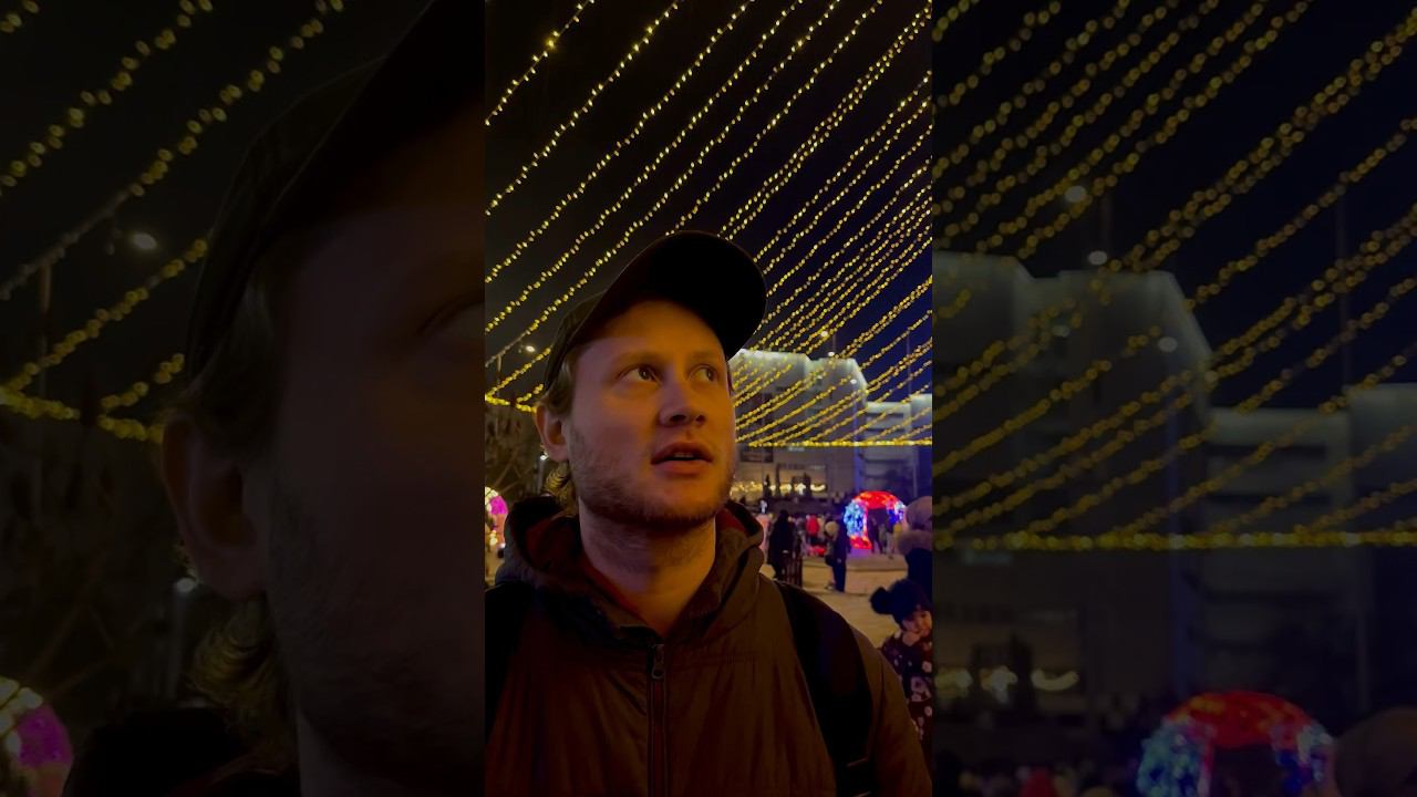 Пожалуй это самая красивая новогодняя елка #christmas #christmastree #kyrgyzstan #новыйгод2024 смотреть онлайн