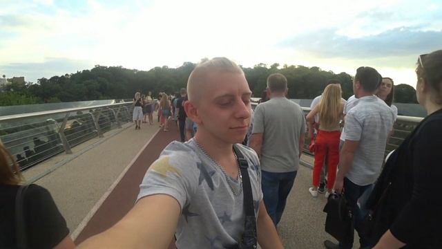 на новый мост / Крещатик вам уже надоел смотреть онлайн