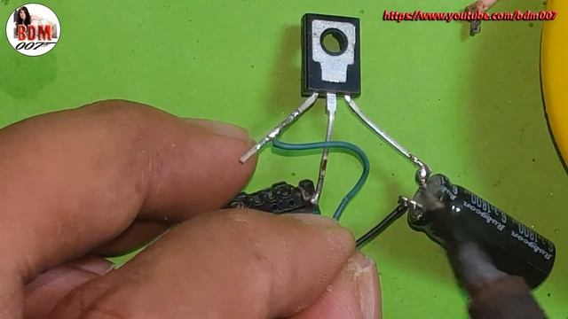 How to Convert 1,5v to 220V || How to make Mini invertor & Electric circuit смотреть онлайн