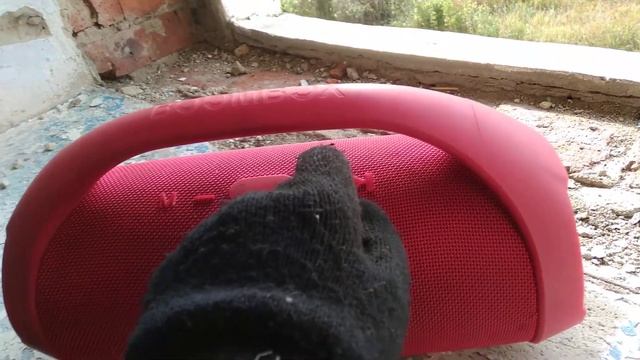 Наваливал лютый басс на колонке JBL boombox смотреть онлайн