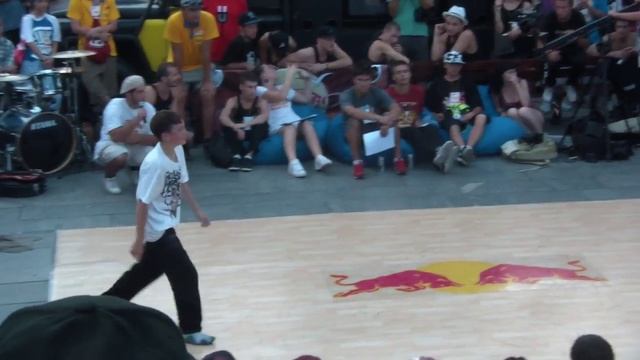 Yalta Summer Jam/Kids Battle-Final смотреть онлайн