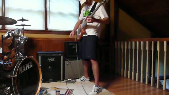 Ibanzez bass improv solo! смотреть онлайн
