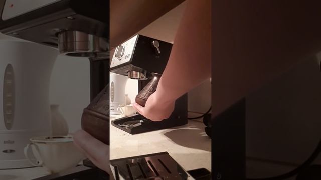 Кофемашина DeLonghi ECP33.21 смотреть онлайн