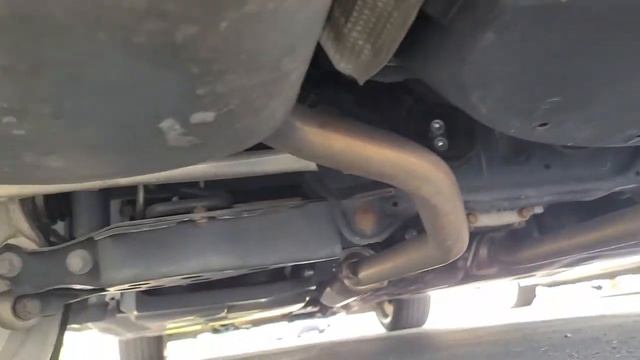 undercarriage of 2015 Lexus смотреть онлайн