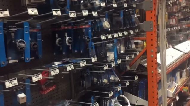 Жизнь в США: Магазин стройматериалов Home Depot смотреть онлайн