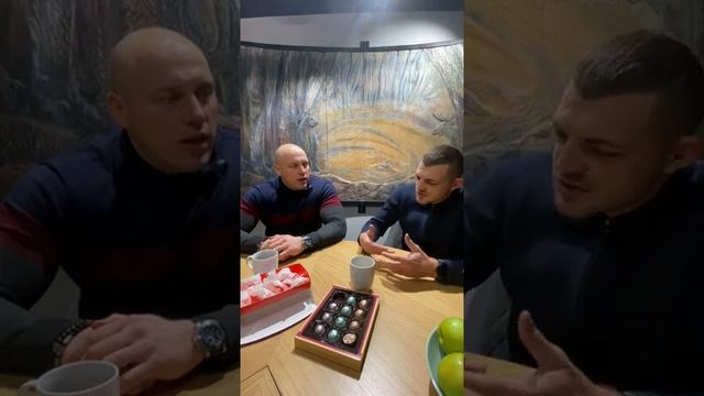 Разговор с Владимиром Бондаренко, легендой мирового пауэрлифтинга смотреть онлайн
