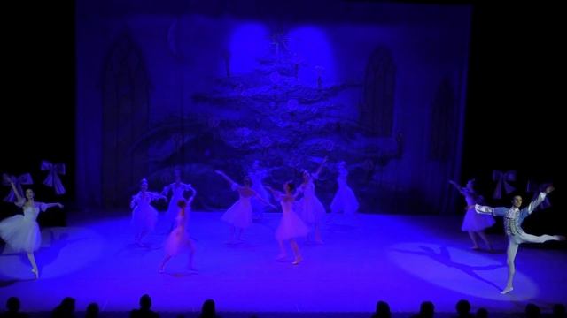 Балет "Щелкунчик" в ММДМ 26.01.22 год смотреть онлайн