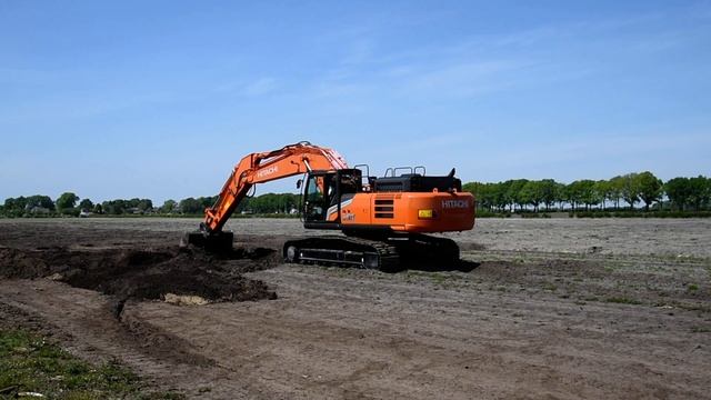 Hitachi ZX 350LC-7 excavator смотреть онлайн