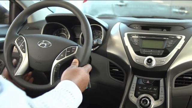 Adjust the Height of the Steering Column - Toronto Hyundai смотреть онлайн