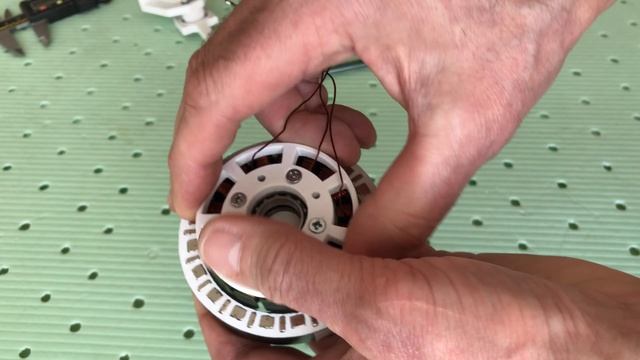 Бесщеточный мотор с КПД 90% / BLDC motor high efficiency 90% смотреть онлайн