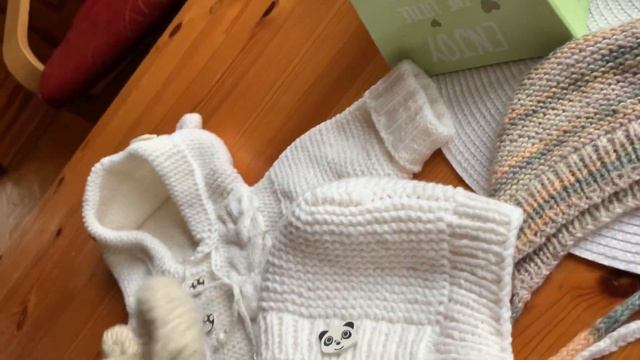 Вязание для новорождённых, всё для выписки из роддома смотреть онлайн