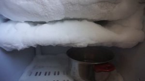 Как быстро разморозить морозильную камеру.