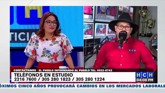 Televidente se "Transforma" al verle el Sombrero a Alex Cáceres смотреть онлайн