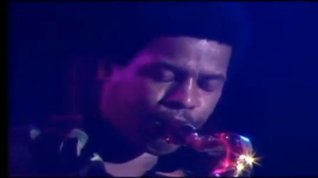 Alphonso Johnson bass - Joe Zawinul - Chester Thompson - Alex Acuna - Wayne Shorter - 1975 смотреть онлайн