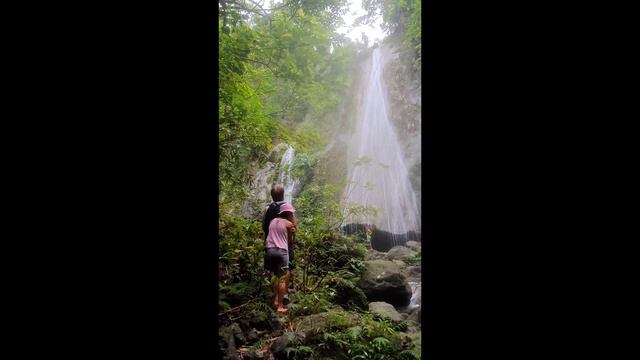 Unnamed waterfall near Tapel, OAS, Philippines. смотреть онлайн