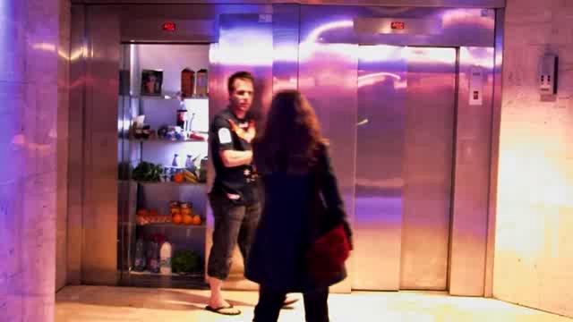 Прикол в лифте смотреть онлайн