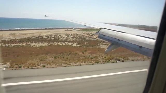 Посадка на Кипре, аэропорт Ларнака смотреть онлайн