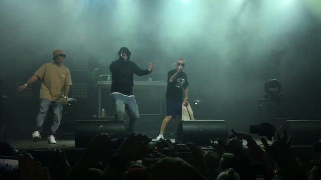 Centr - Порося (Москва, Stadium live 2016) смотреть онлайн