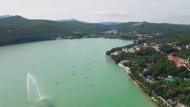 Lake Abrau - the pearl of the Krasnodar Territory смотреть онлайн