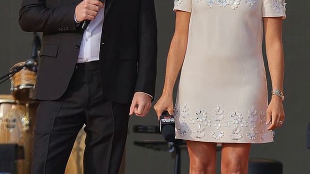 Meghan Markle share photos of Baby Archie & Lilibet: "SO CUTE" смотреть онлайн