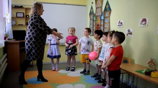 Ватолина О Ю Видеоролик коррекционно-развивающего занятие на тему: «Домашние животные» смотреть онлайн