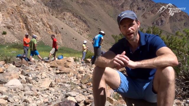 Aconcagua 360°, Tag 3: Penitentes zum Refugio Pampa de Leñas (3.100m) смотреть онлайн
