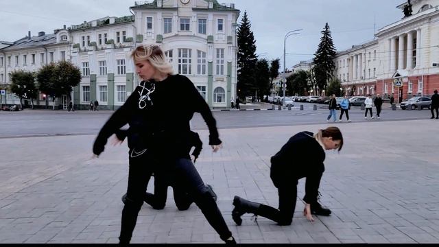 [K-POP IN PUBLIC | ONE TAKE] STRAY KIDS (스트레이 키즈) - 'WOW' DANCE COVER by BREEZ FREEZ смотреть онлайн