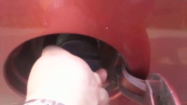 Zasysanie powietrza do zbiornika przez wlew Opel Ascona c16nz смотреть онлайн