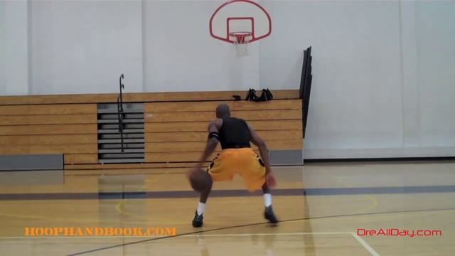 Streetball Creativity - Pound-Cross Double-Behind Crossover Jumper | Dre Baldwin смотреть онлайн