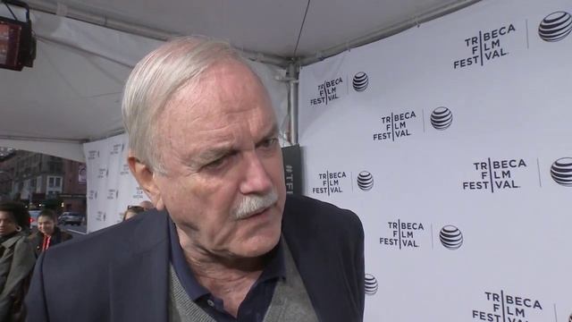 'Monty Python and the Holy Grail' Premieres - Decades TV Network смотреть онлайн